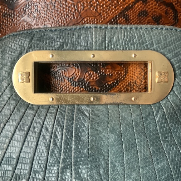 BCBG leather handbag - Picture 2 of 3